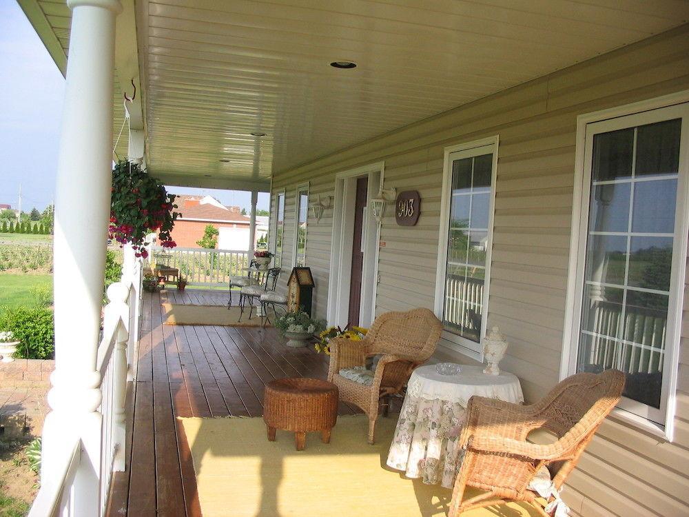 A Vineyard View Bed And Breakfast Niagara-on-the-Lake Exterior photo
