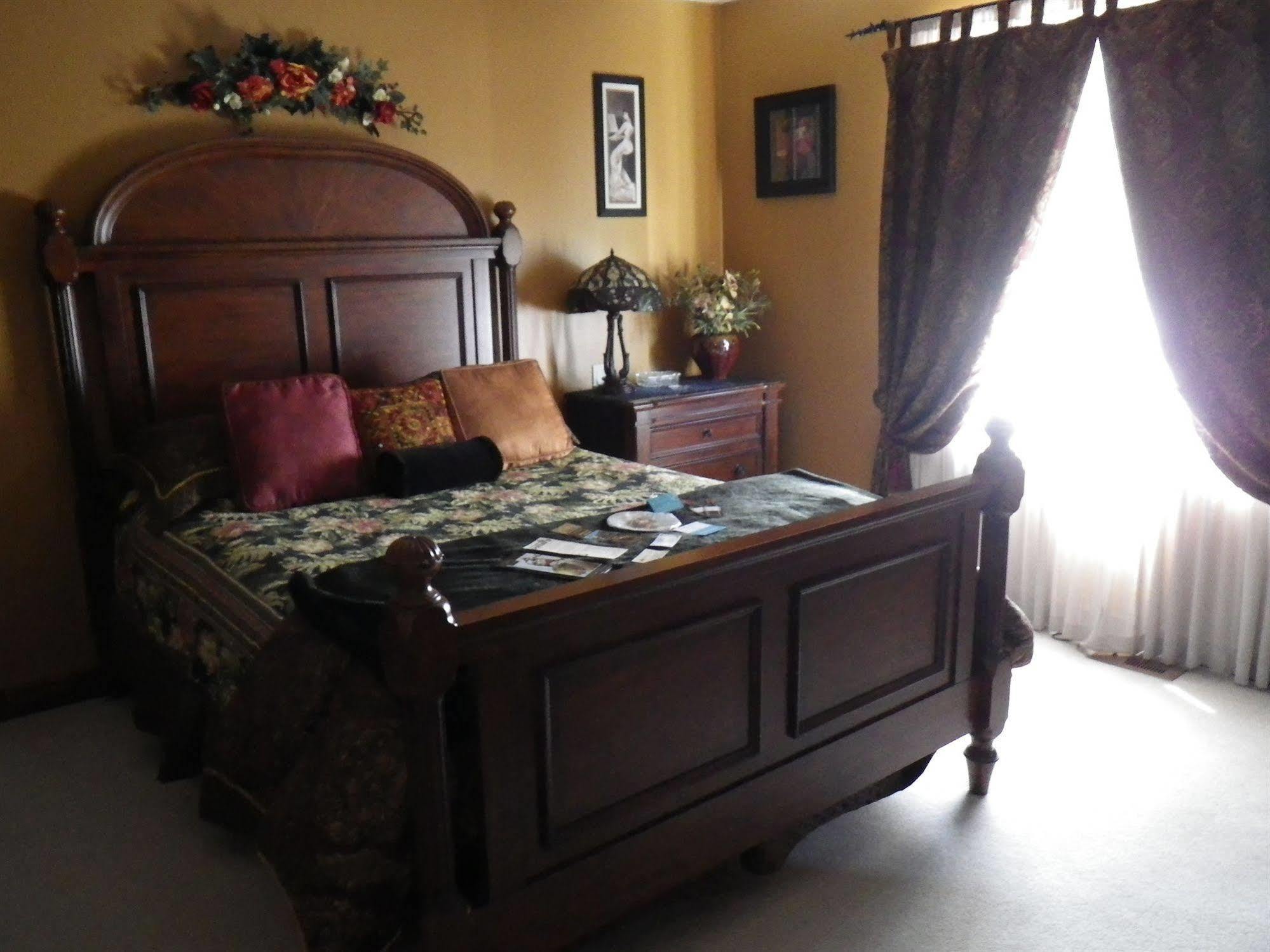A Vineyard View Bed And Breakfast Niagara-on-the-Lake Exterior photo