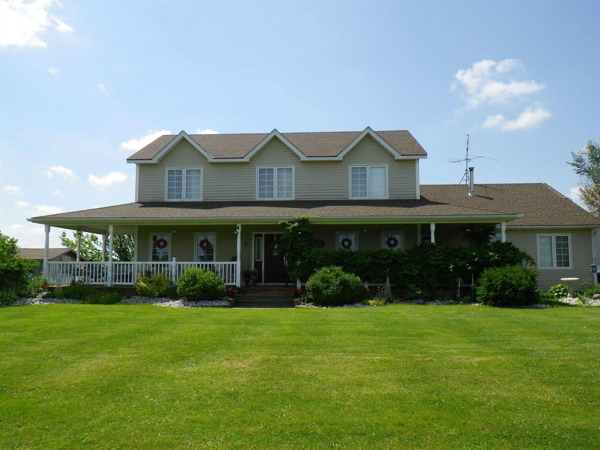 A Vineyard View Bed And Breakfast Niagara-on-the-Lake Exterior photo